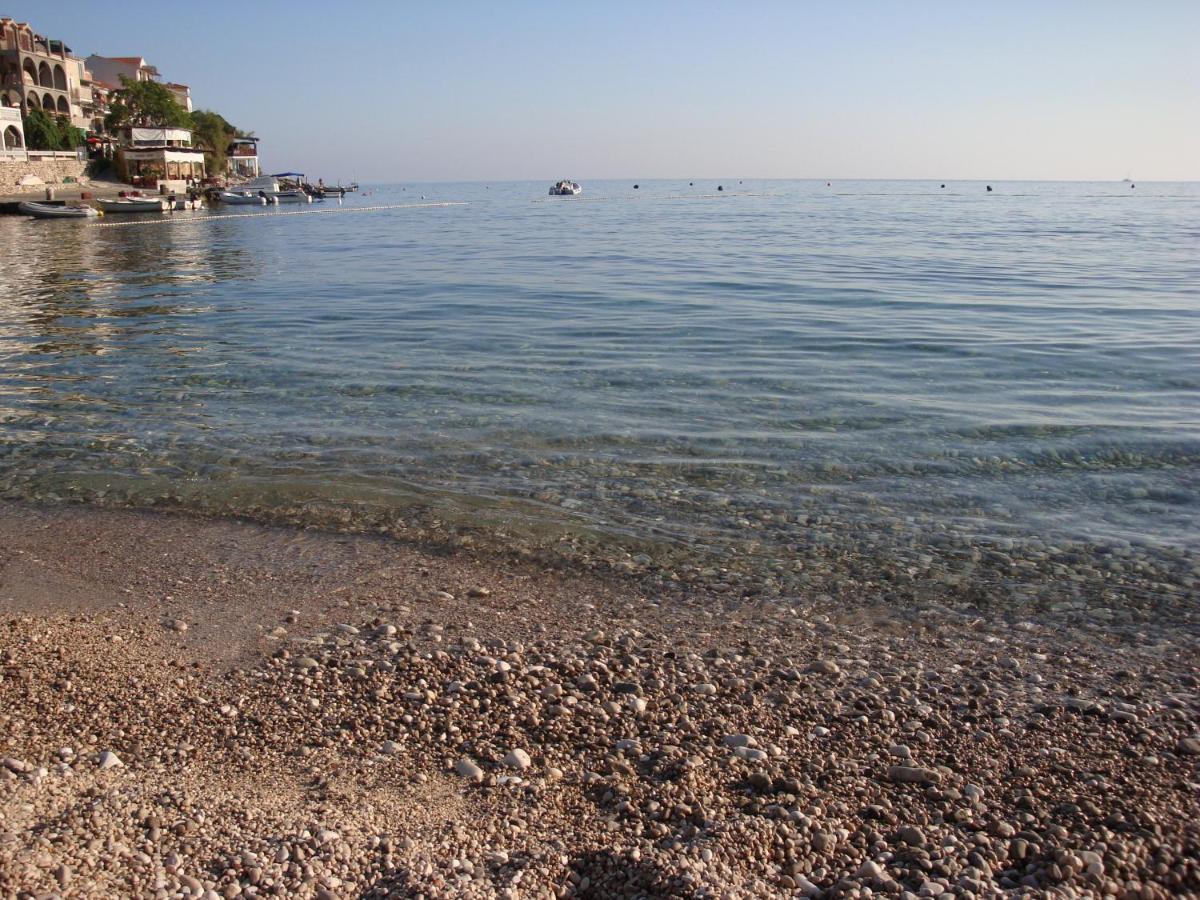 Tonka Hvar Town